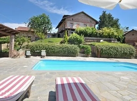 Osteria Del Maiale Pezzato Frühstückspension