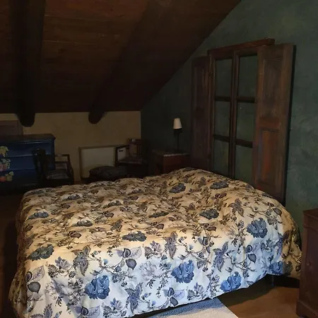 Osteria Del Maiale Pezzato Frühstückspension 3*